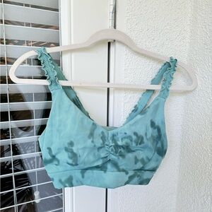 women’s blue sports bra